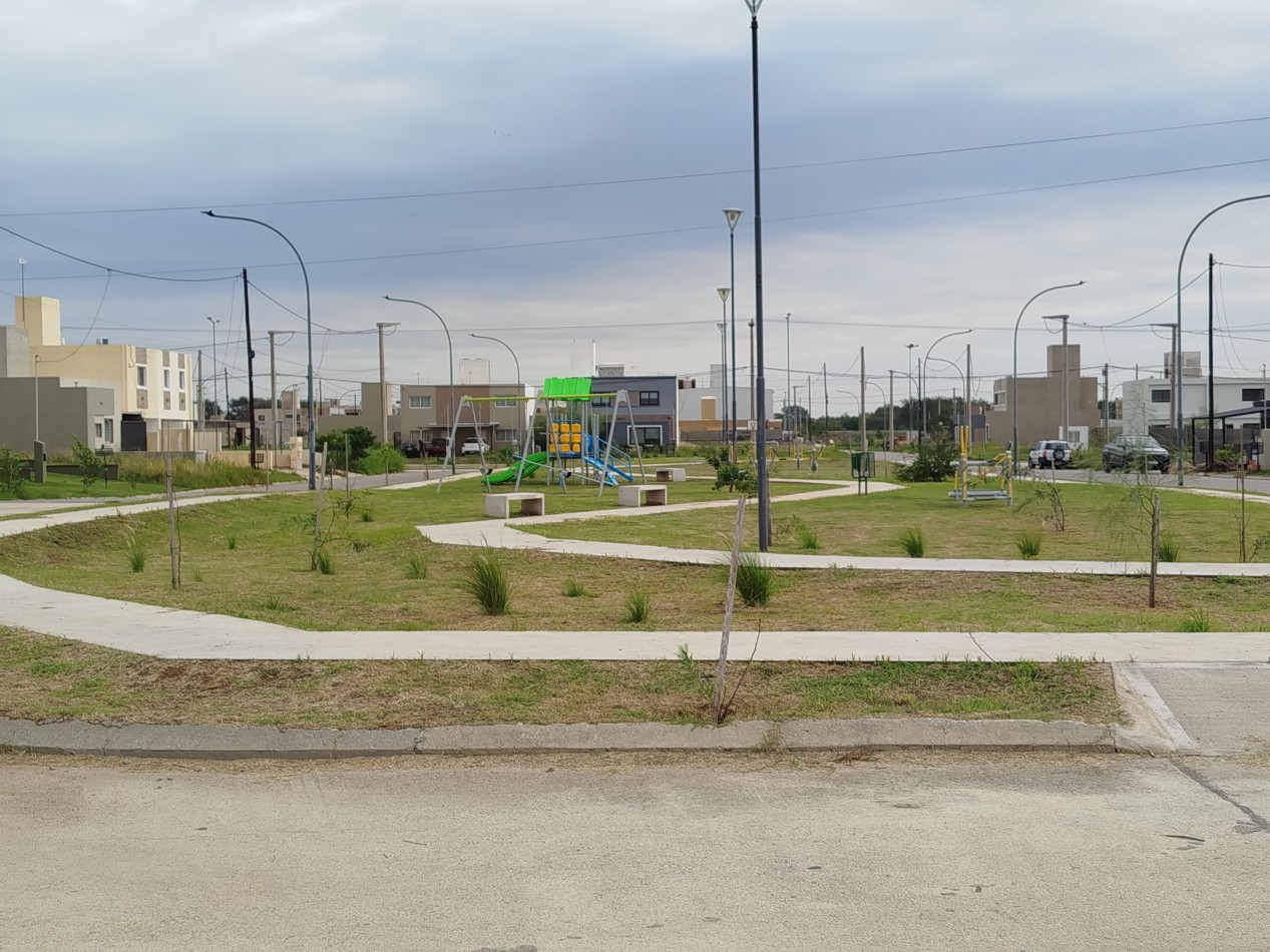 LOTE RESIDENCIAL EN VENTA 275m2 - VALLE CERCANO