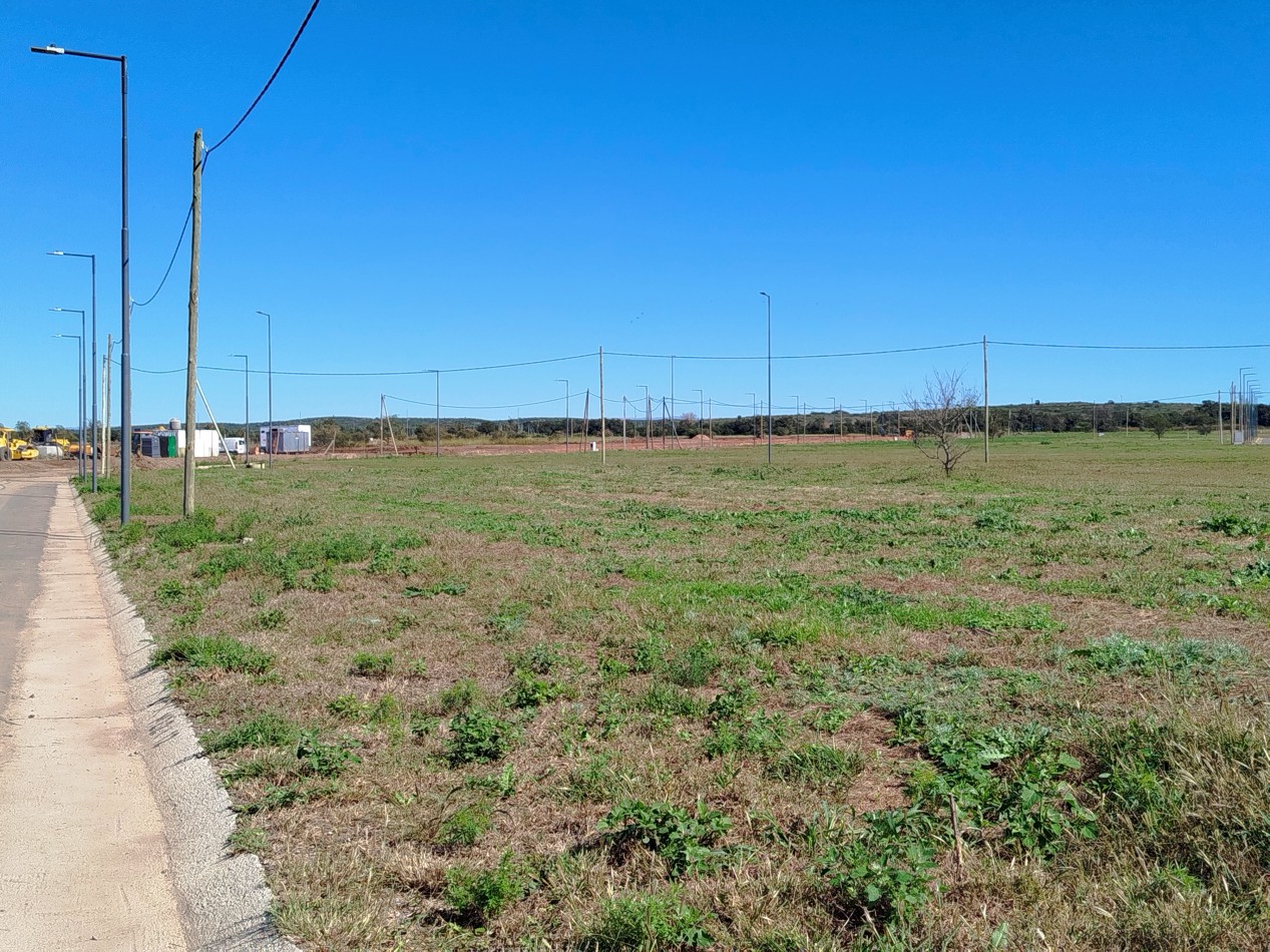 LOTE RESIDENCIAL EN VENTA 360m2 - DOCTA PARQUE
