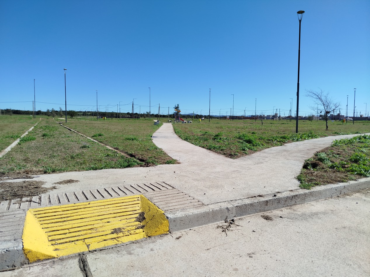 LOTE RESIDENCIAL EN VENTA 360m2 - DOCTA PARQUE